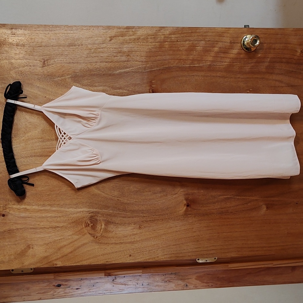 Vintage Vanity Fair Slip Ballet Pink Strappy Sweetheart Neckline Adjustable 38